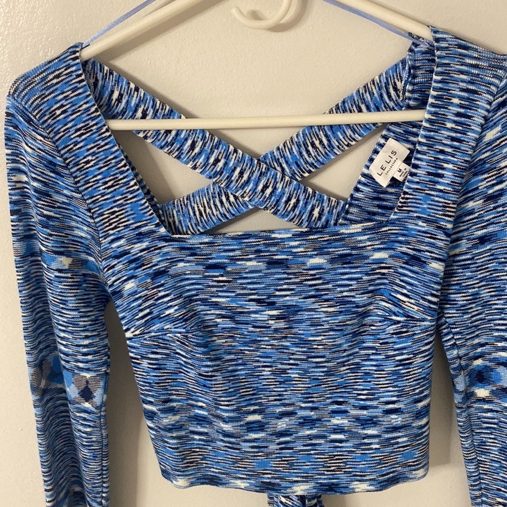 Le Lis crop top - Picture 2 of 6